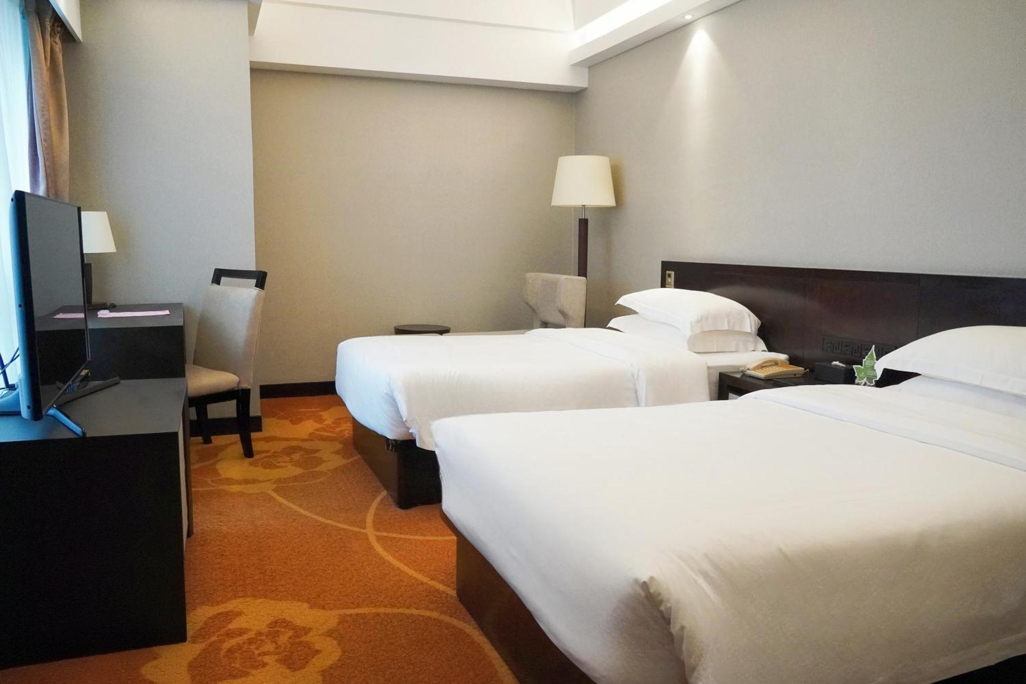 Landmark International Hotel Kanton Exterior foto
